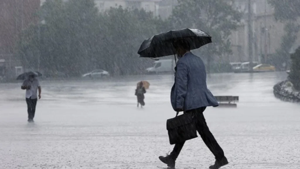 Meteoroloji'den İstanbul ve Ankara için yağış uyarısı