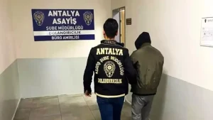 Antalya'da 700 bin TL'lik dolandırıcılığa suçüstü