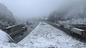 Meteoroloji'den uyarı! Kar fena bastıracak