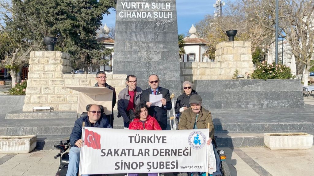 Senede bir gün hatırlanmak sorunlarımızı çözmüyor