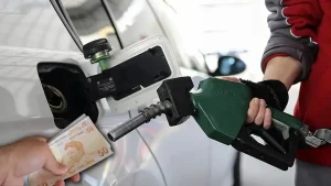 Uşaklılar Depoları Doldurun.. Benzine Zam Geliyor!