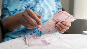 SGK AÇIKLADI: Emekli bayram ikramiyesi şimdilik 3 bin TL