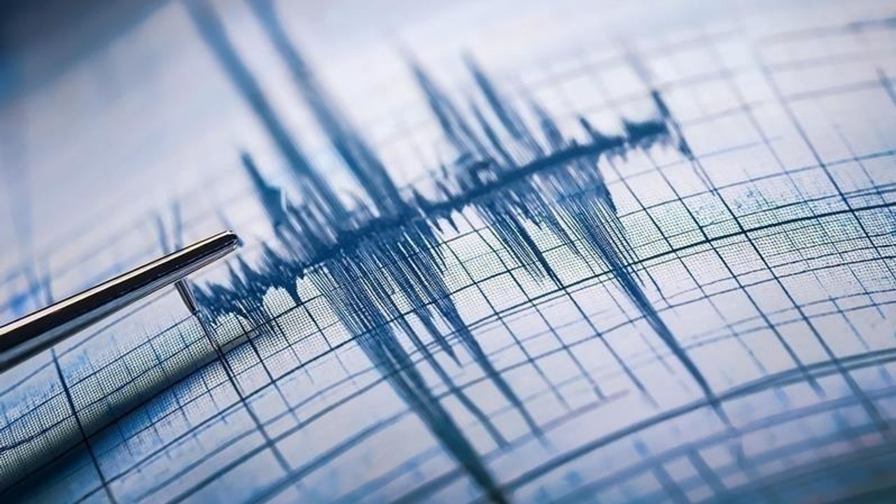 Flaş: Çanakkale’de 4.6 büyüklüğünde deprem! 2 deprem 18 coMu4i