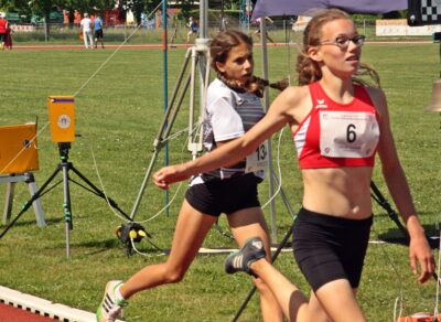 Hannah Schieder-Zieleinlauf bei 2000m