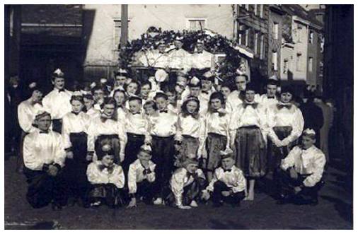 Photo du groupe des "Djoyeux Cooyatais" en 1959
