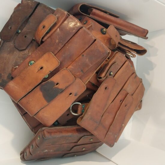 Sten / MP40 Magazine Pouch