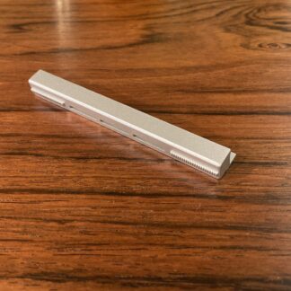Front bracket for tuning slide pointer Beomaster 1200