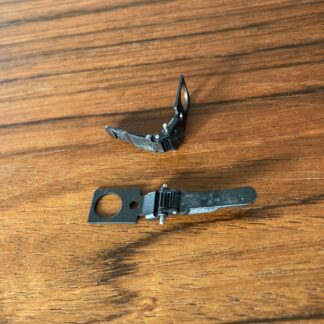 Pair of hinges for flip-down cover Master Control Panel 5500 6500 7000 Long version