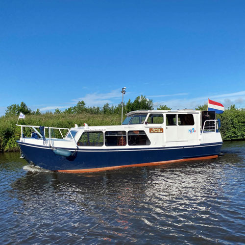 Dancing in the Dark - Motorboot huren