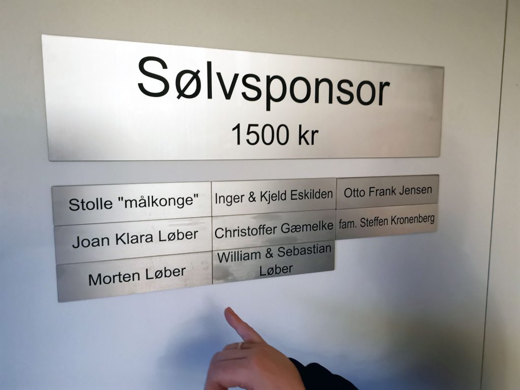 Løber familien i Søften har købt tre plader - domesticmanager.dk