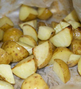 Ovnstegte kartofler