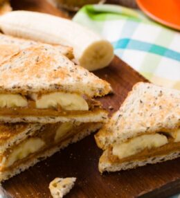 Peanutbutter sandwich