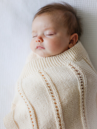Peek a boo baby blanket knitting pattern