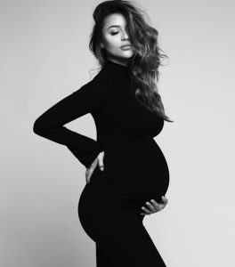 disque-de-grossesse-femme-enceinte-dorlotine