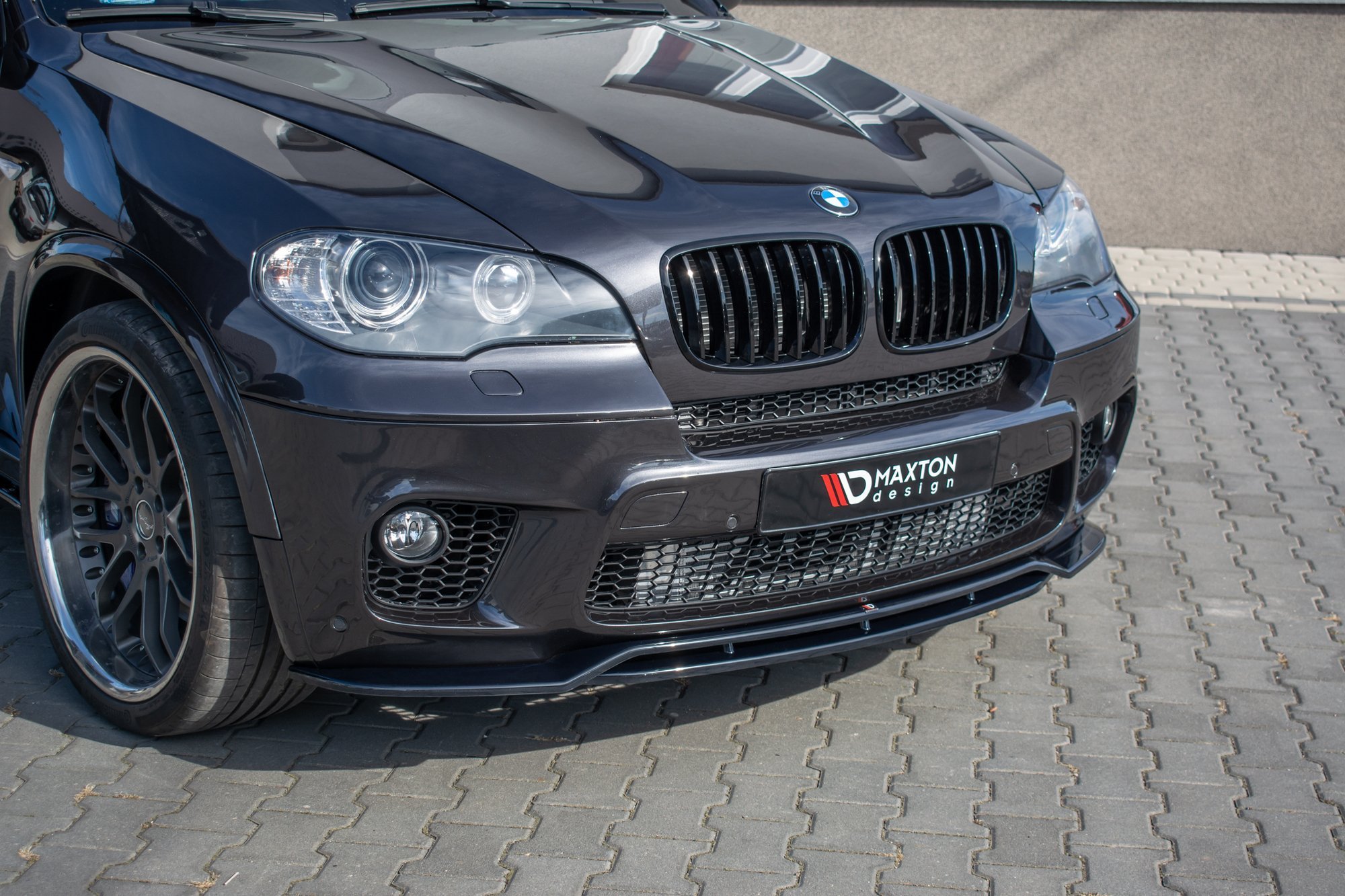 FRONT SPLITTER FOR BMW X50 E70 FACELIFT M-PACK – Different Performance