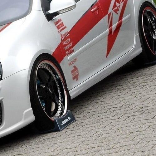 Maxton Design side skirts VW Golf (MK5) (GTI LOOK)