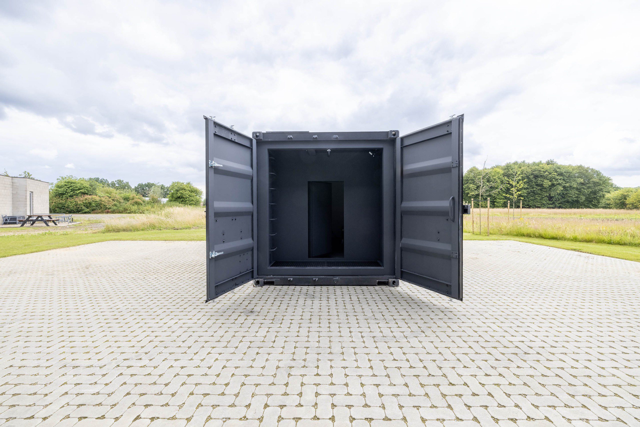 Luxe bunker in industriële uitvoering mobile bomb shelter