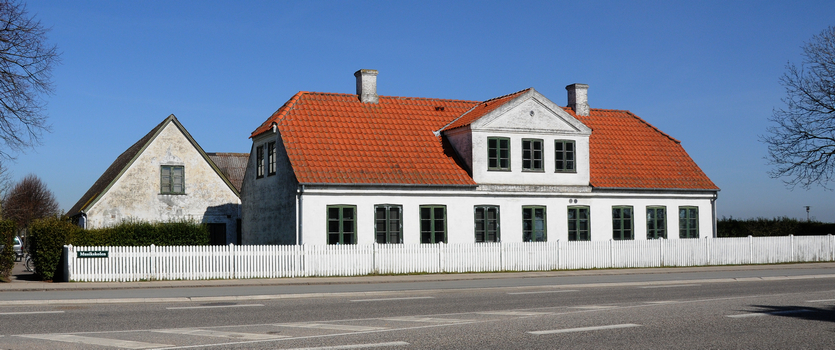 Kirkevej 9. Foto 2009 af Jørgen D. Petersen. Kirkevej 9. Foto 2009 af Jørgen D. Petersen.