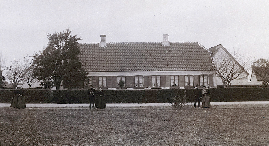 Kirkevej 9. Foto ca. 1890. Kirkevej 9. Foto ca. 1890.