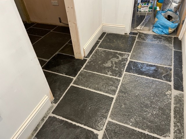 Barn Conversion floor with Limestone Flagstones (17)
