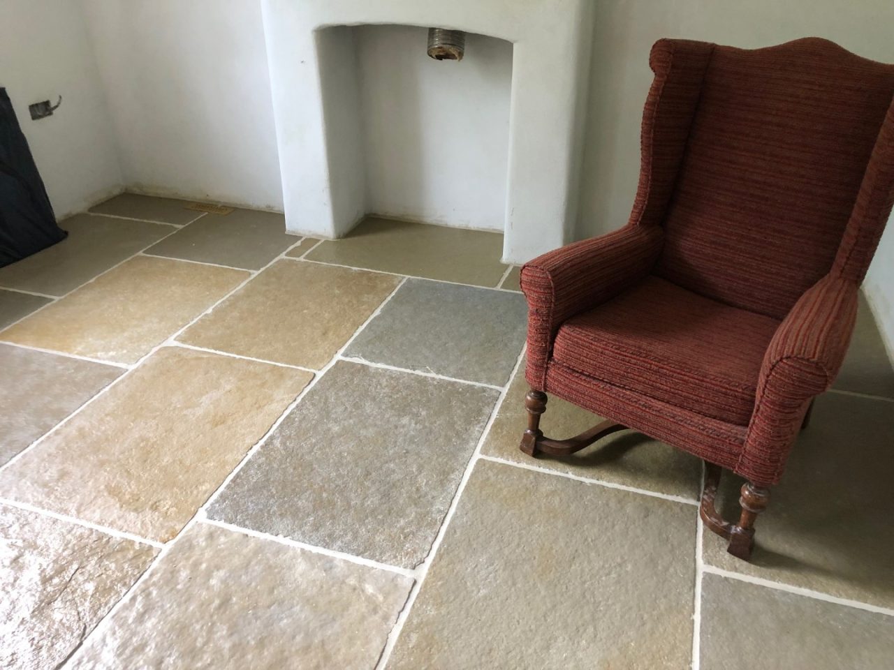 Limestone Flagstone floors (27)