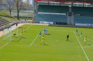 AB har bragt sig foran med 2-0 på mål af Jonathan Dahl Bagger. Han scorede også det tredje mål. (Foto: DTU)