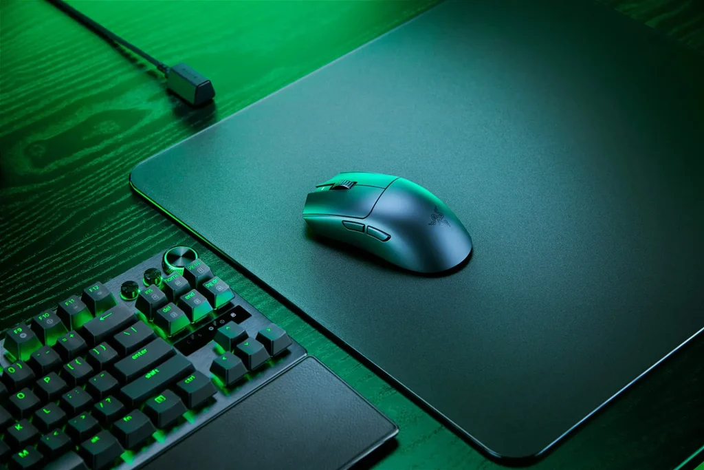 Razer Viper V3 Pro med dongle