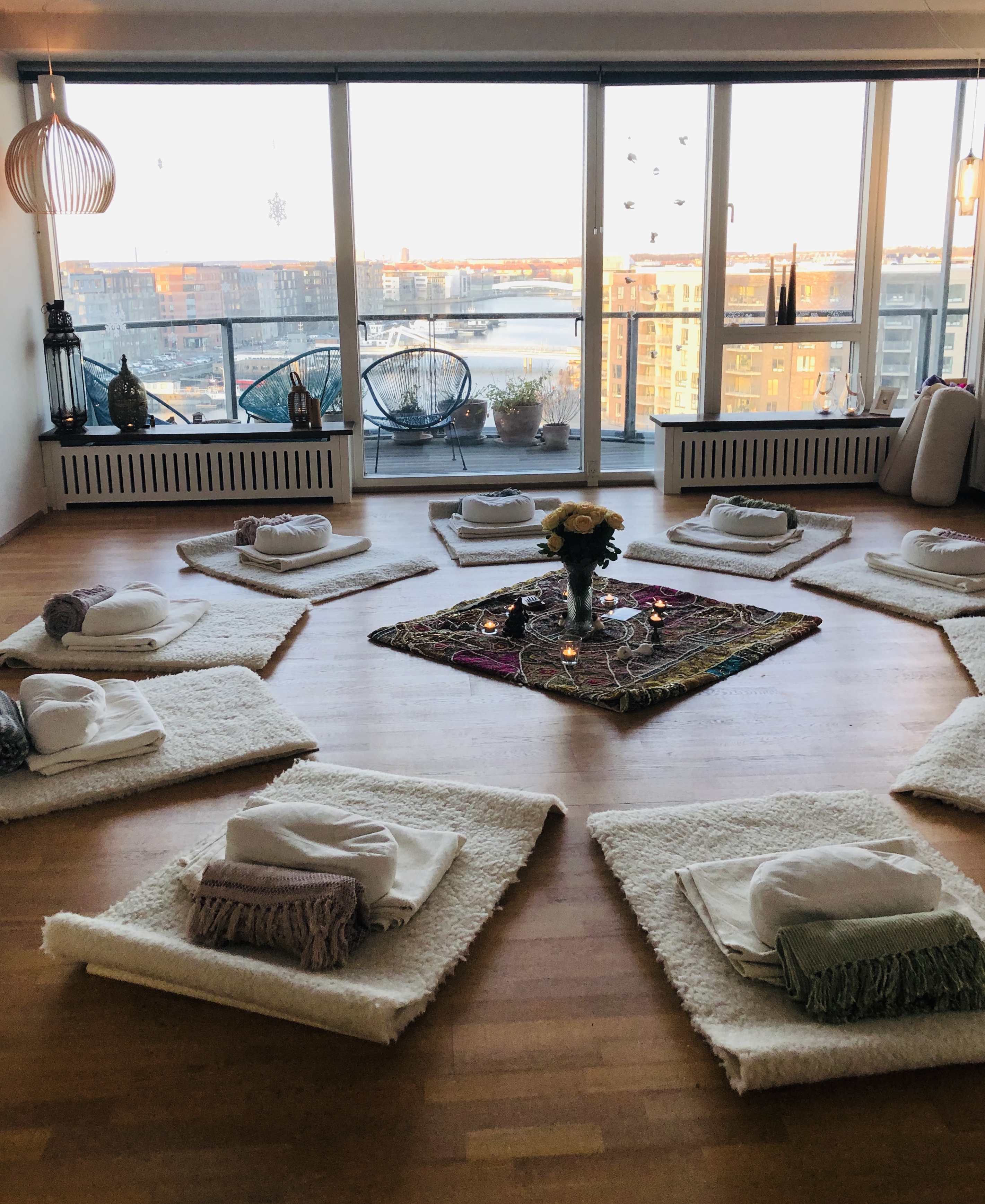 Open Flow Yoga: 50-timers efteruddannelse for yogalærere