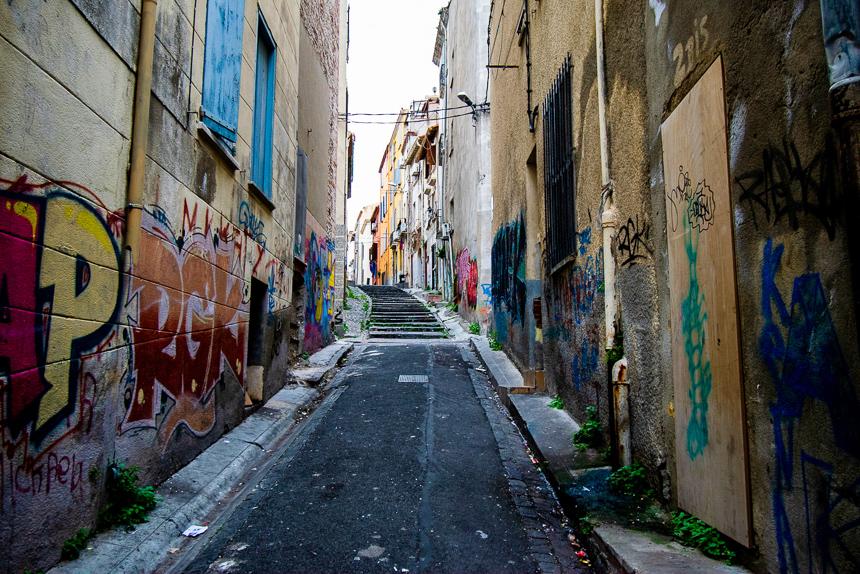 Grafitti-covered walls in St. Jacques