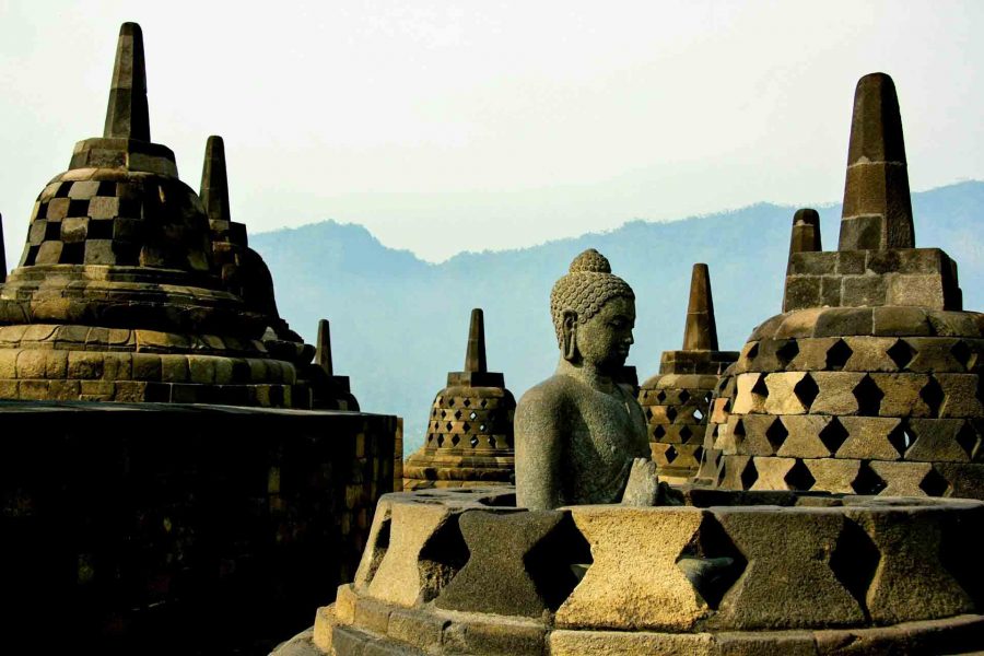 Borobudur particolare statue