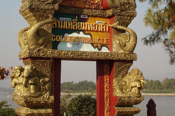 GIORNO 4 - Da Bangkok a Chiang Rai e scoperta del Triangolo d’Oro
