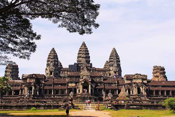 Giorno 9 - Angkor Wat e Banteay Srei