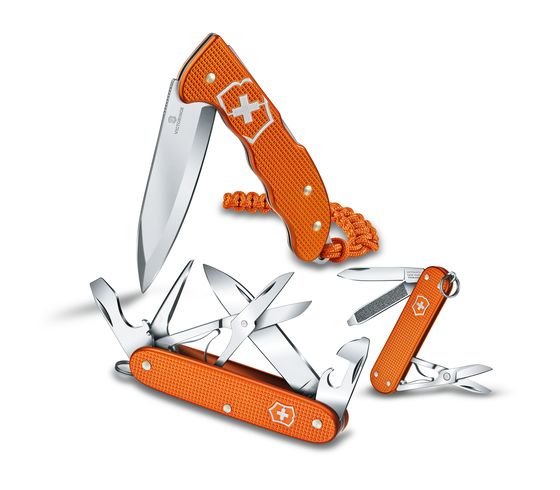 Hela uppsättningen av Victorinox Limited Edition Alox 2021 Tiger Orange!
Bild: Victorinox