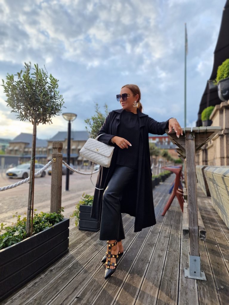 AirBrush 20220530204357 Svarta favoriter Fashion bittekairand, costercopenhagen, eddiefischer, fashion, livingastyle, Stylelevel Eddie Fischer Living a Style