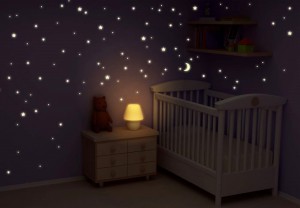 Lichtgevende stickers babykamer