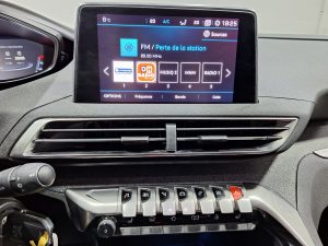 Peugeot 5008 2019 1.5 Hdi  7places – Image 24