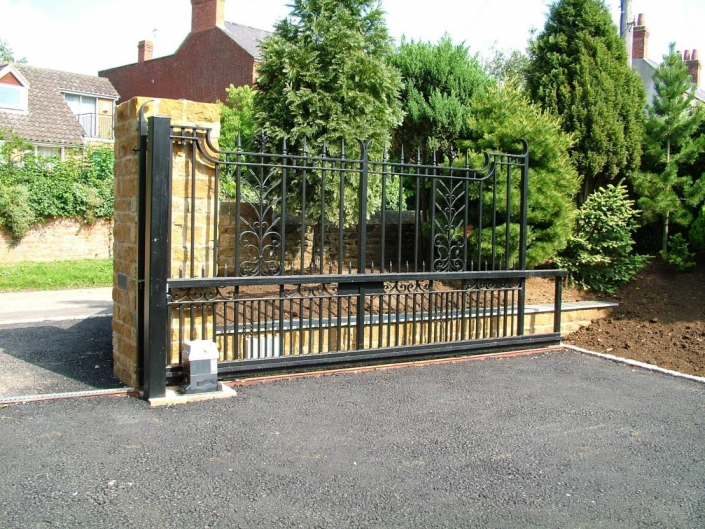 Sliding gate in open position