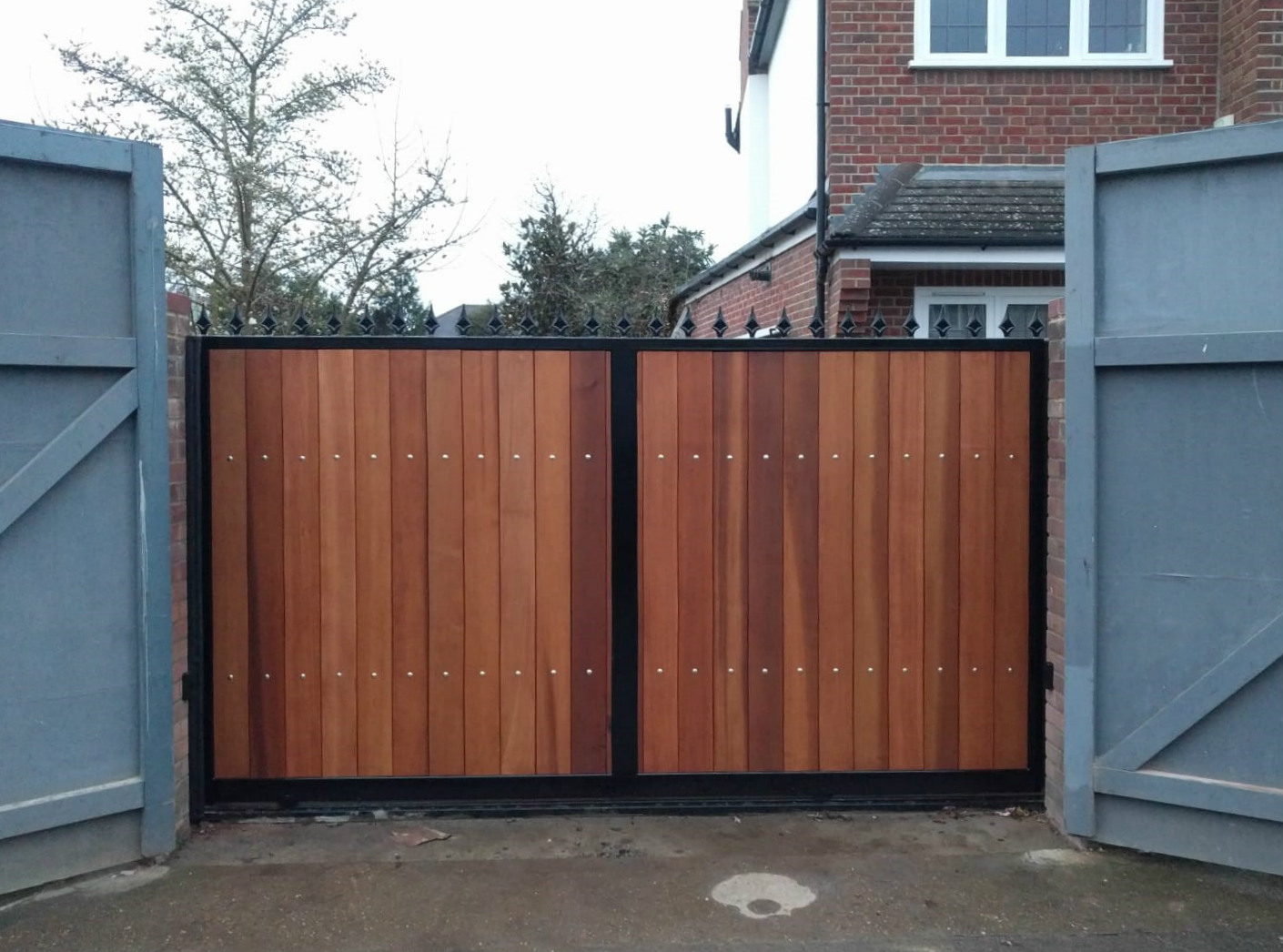 Electric Gate Installations and Other Work Examples