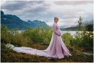 Gravidfotografering i Saltoluokta med Emma