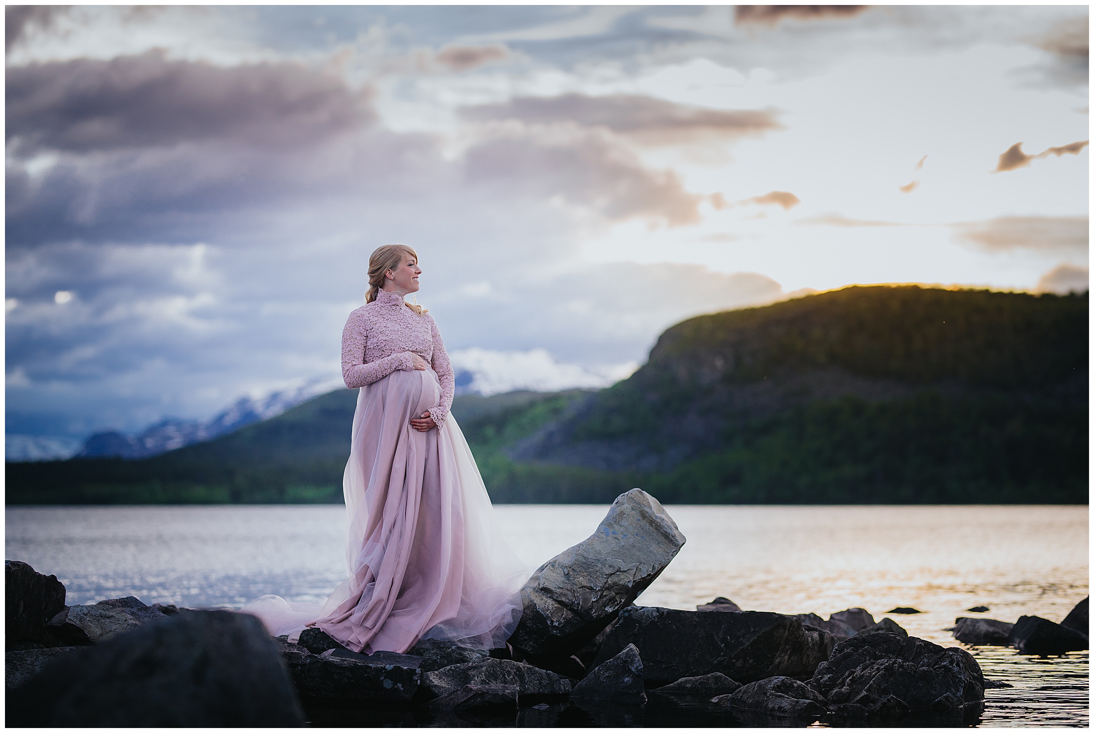 Gravidfotografering i Saltoulokta med Emma