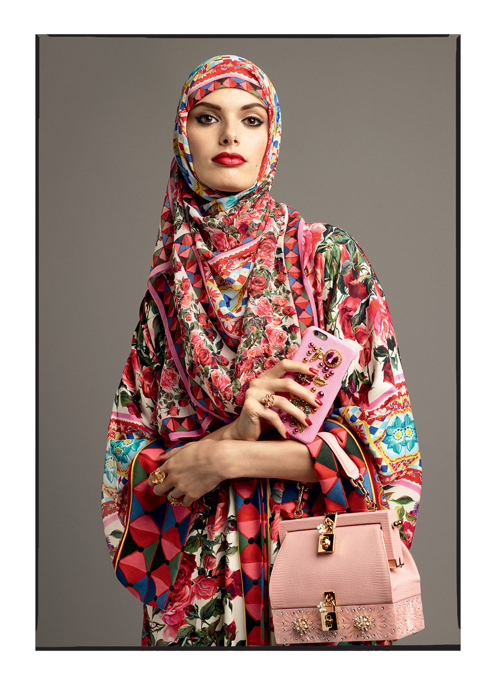 Dolce&Gabbana Abaya e Hijab Collection 