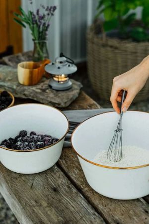 Enamel Mixing Bowl Set of 2 Eggshell