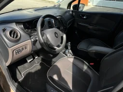 Renault Captur Elysee full