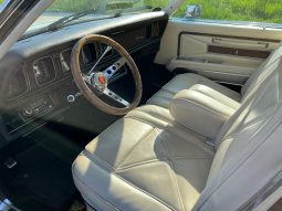 Lincoln Continental Mark III full