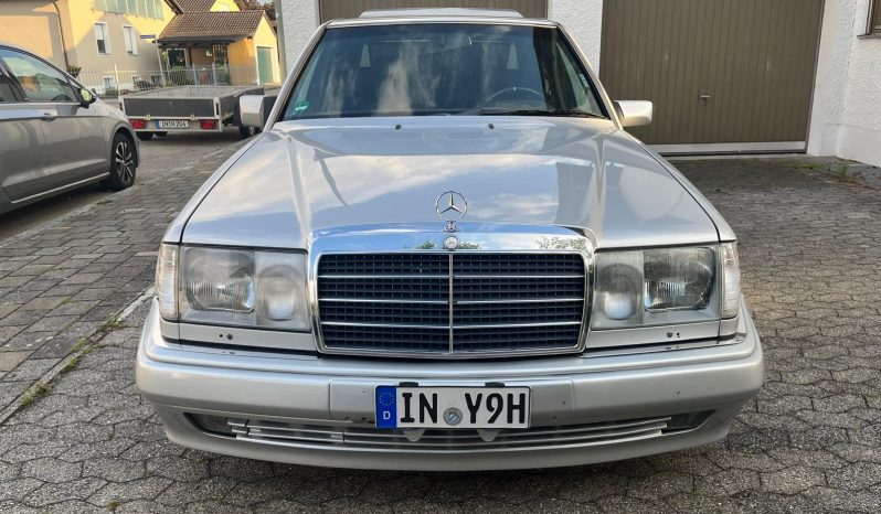 Mercedes-Benz 500E full