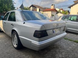 Mercedes-Benz 500E full