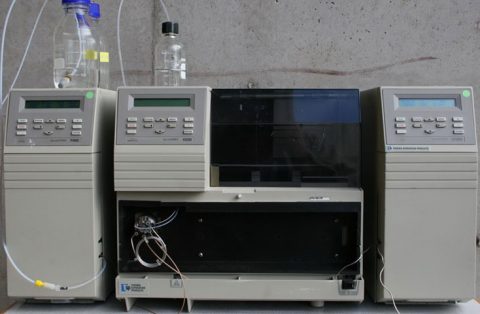 TSP 4000 gradient pump,TSP 2000 UV-VIS detector, AS300 autosampler