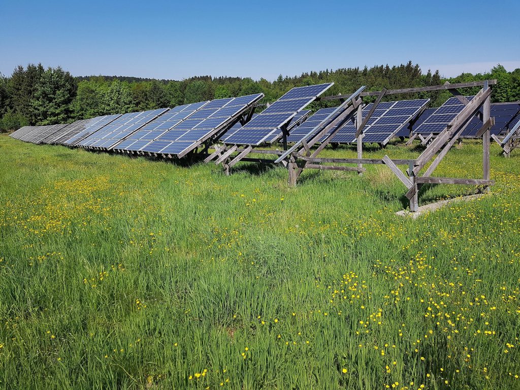 Solceller i landlige omgivelser