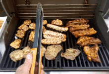 GIF carne su barbecue