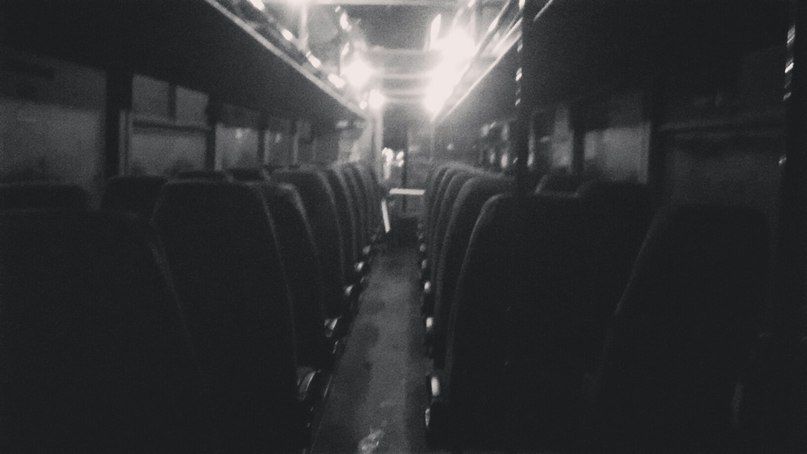 L'interno dell'autobus 375